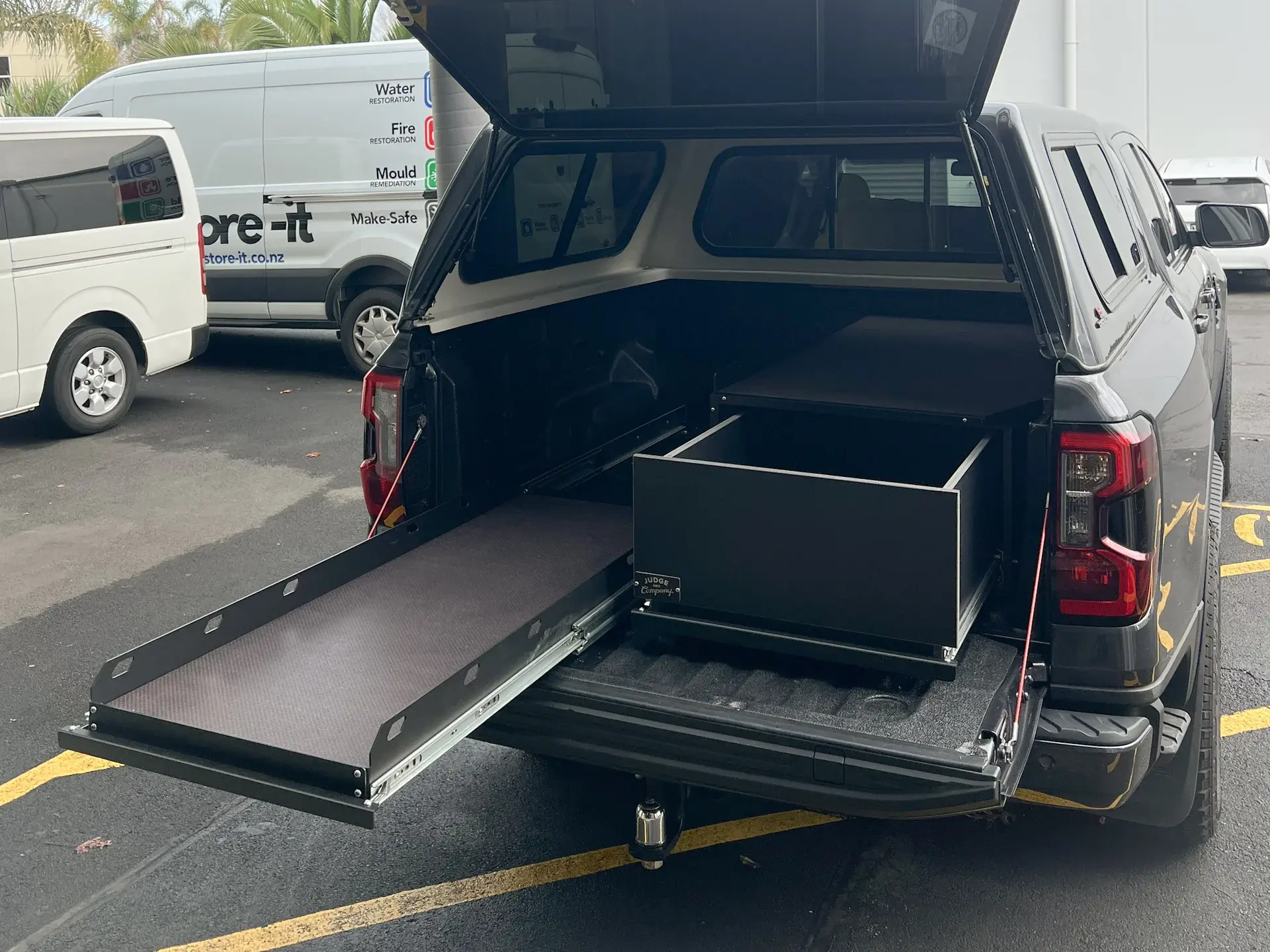 Judge & Company SINGLE - All Utes