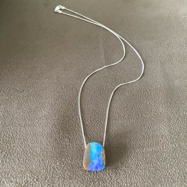Thumbnail: Boulder opal pendant with silver chain / M3B0146a