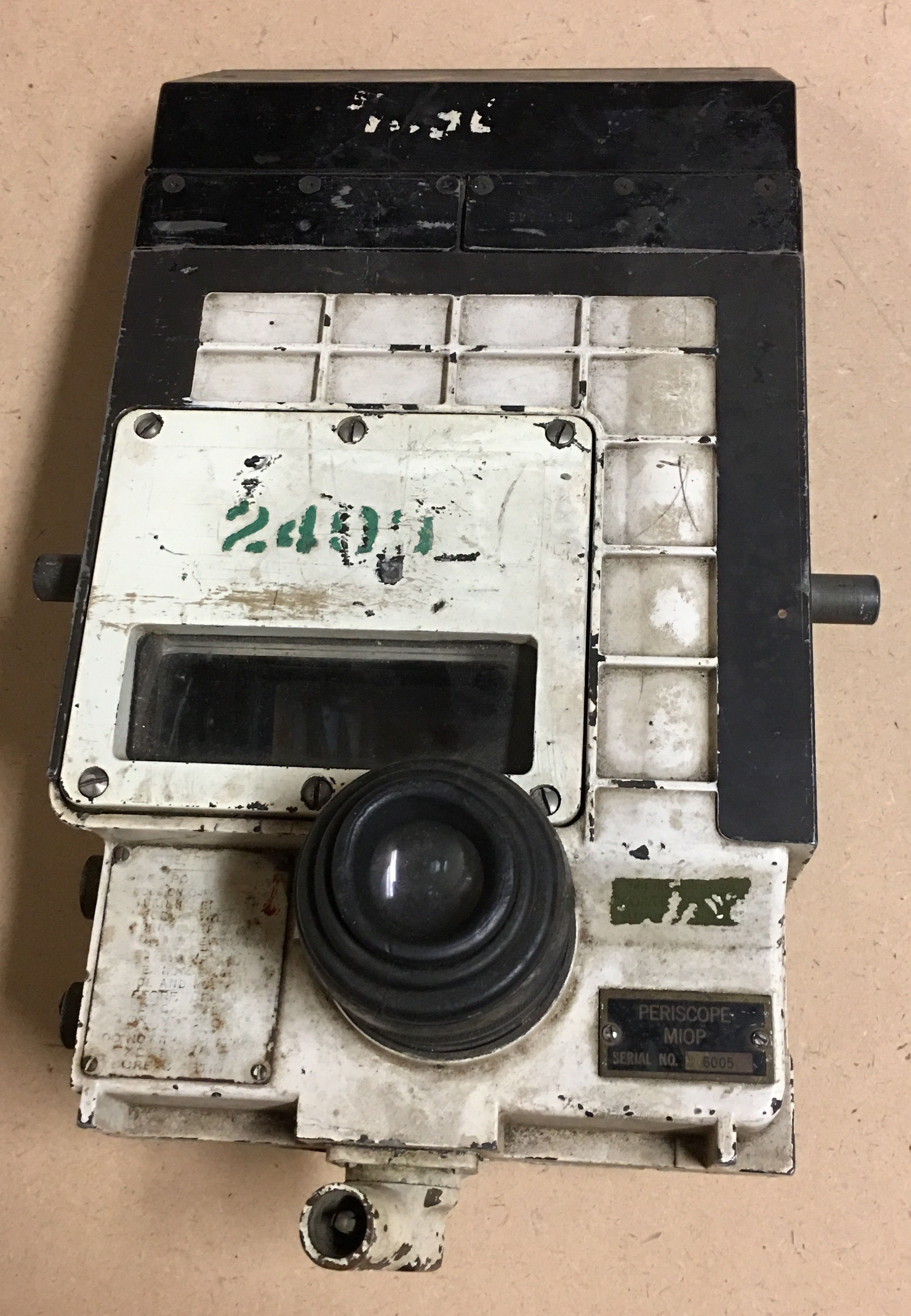 VINTAGE 1960s military tank periscope