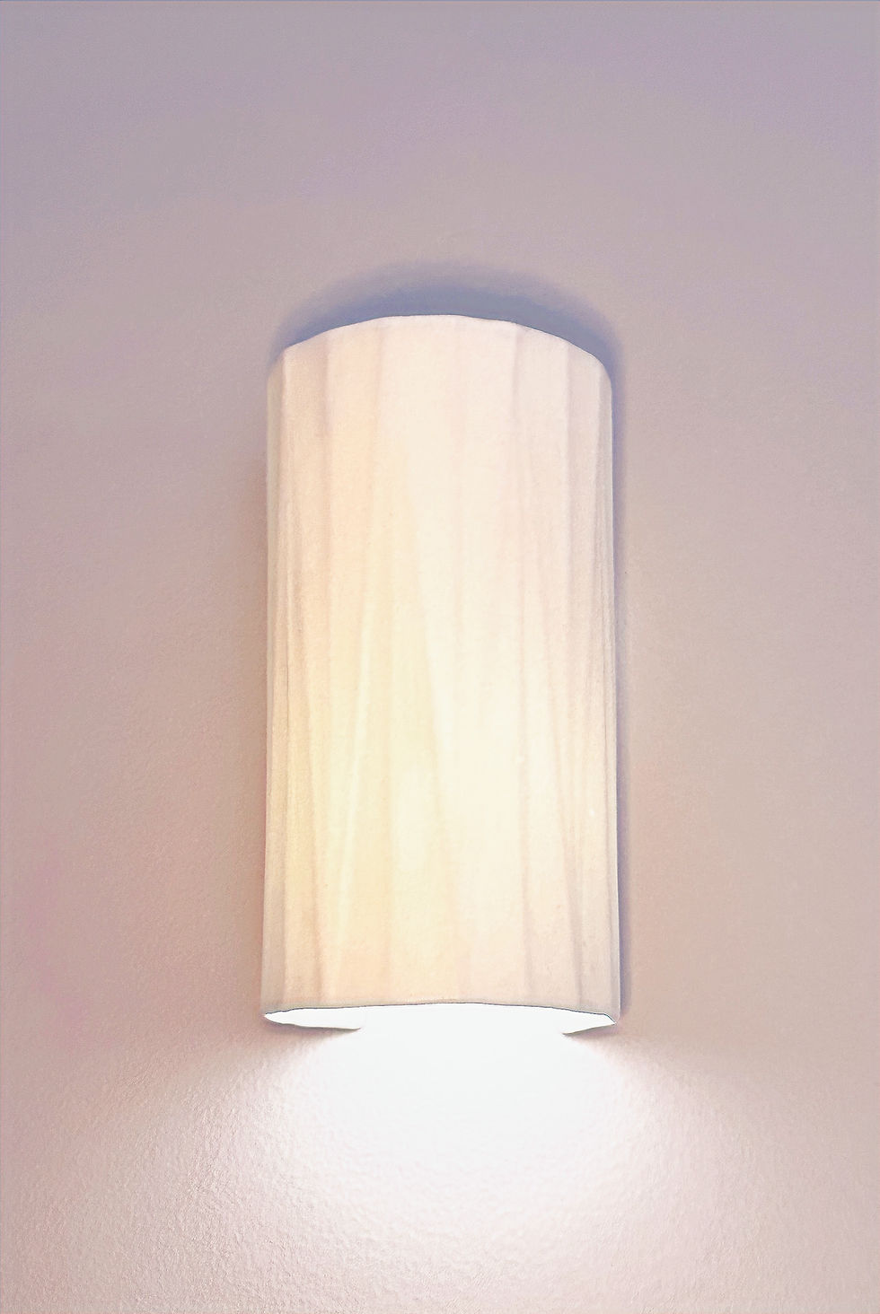 Thumbnail: Porcelain wall sconce