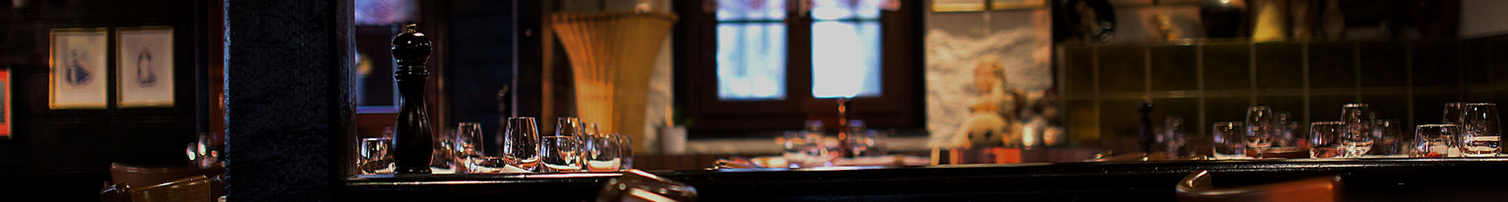 Restaurant_edited.jpg