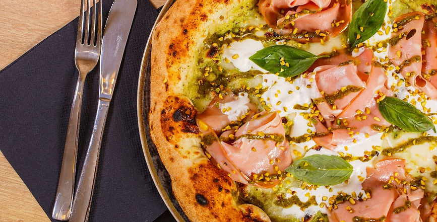 pizza-mortadella-e-pistacchio.jpg