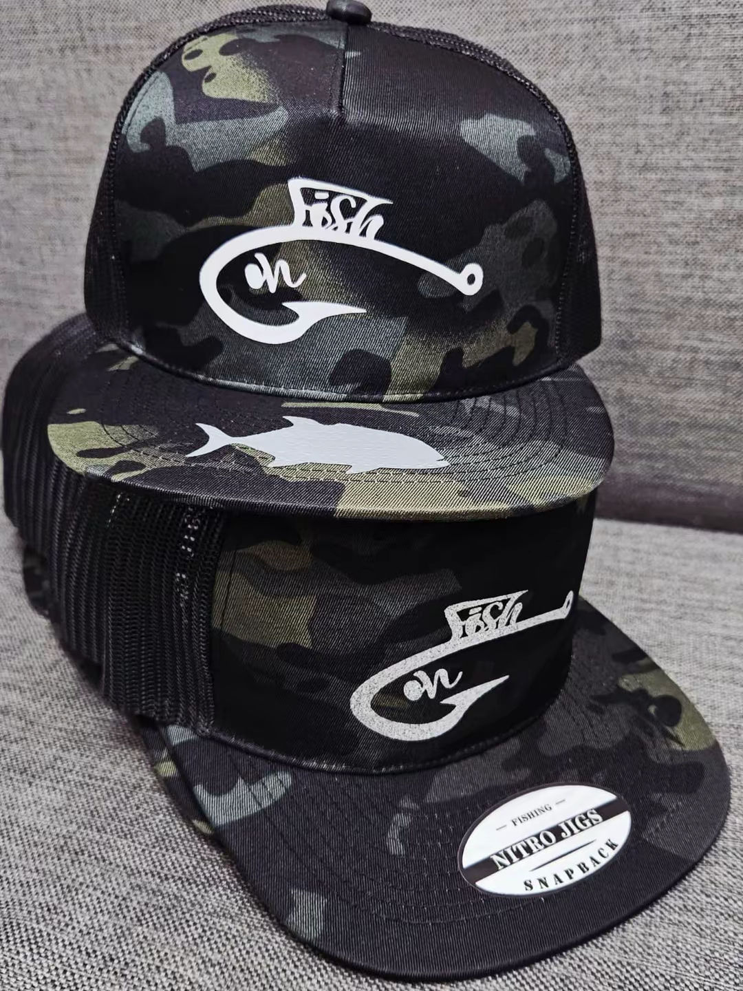 SNAPBACK HAT 