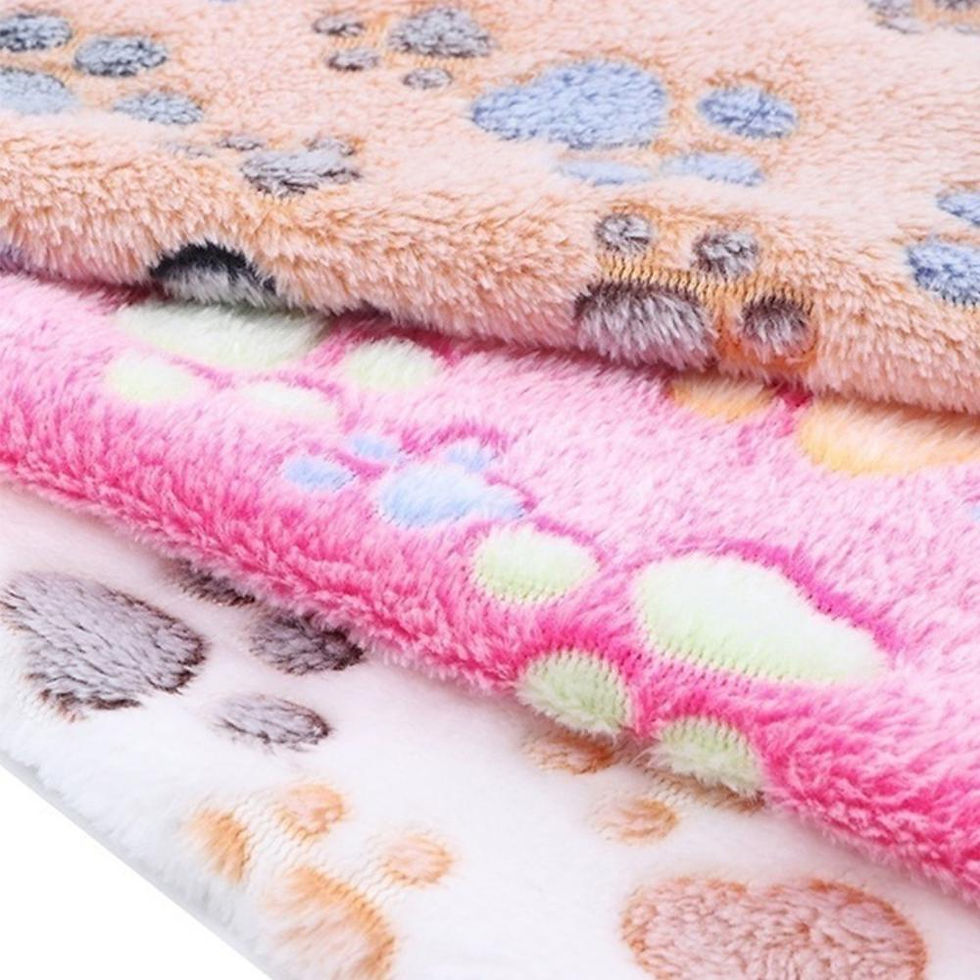 Fluffy pet blankets with cartoon paw print patterns