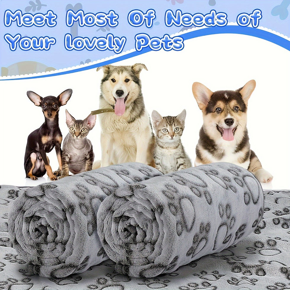 Fluffy pet blankets with paw patterns for dogs and cats