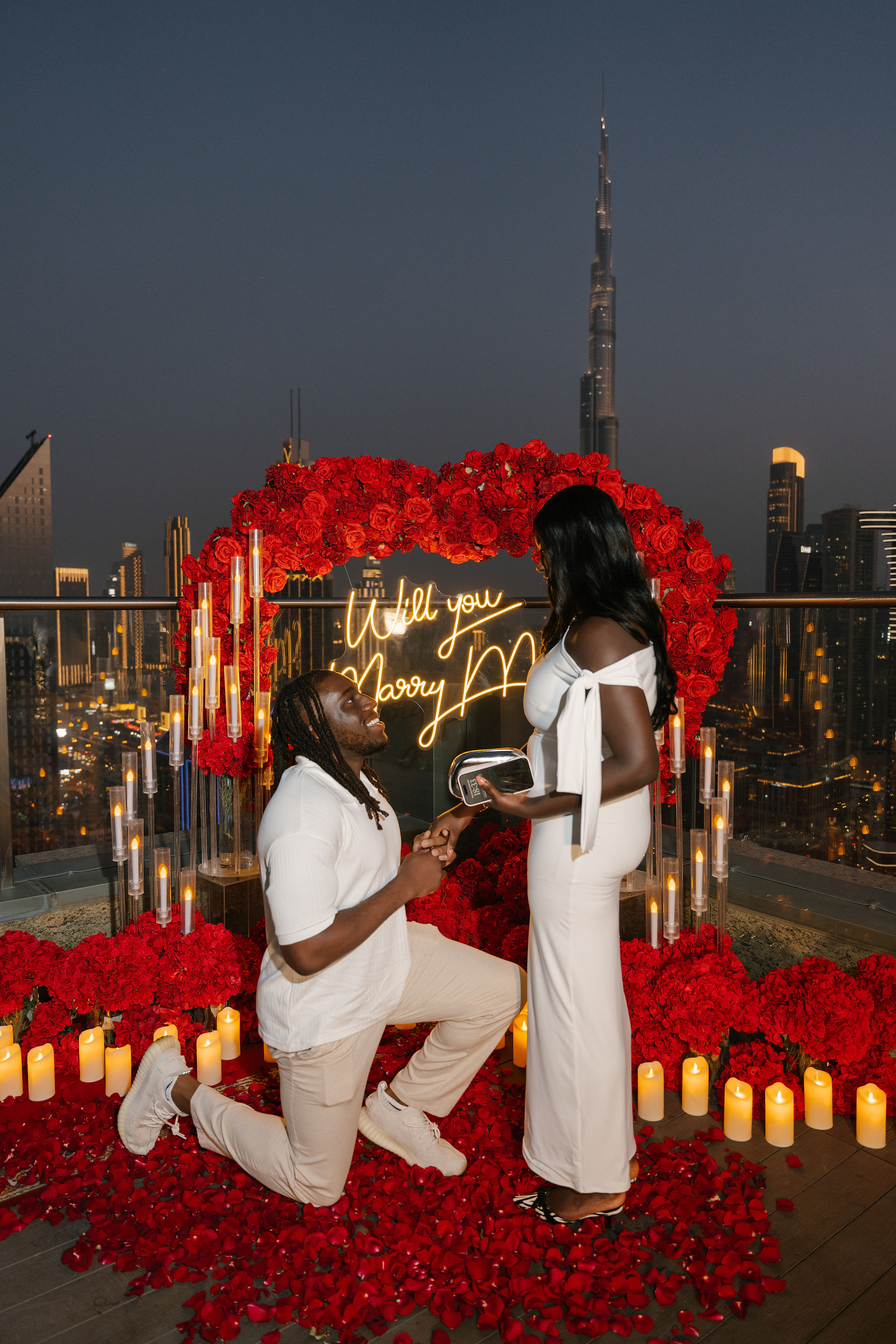 will you marry me on a rooftop in dubai