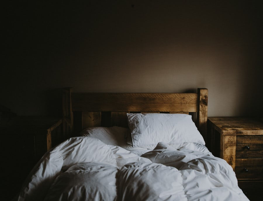 The Dead Bedroom: Am I In A Sexless Relationship? 
