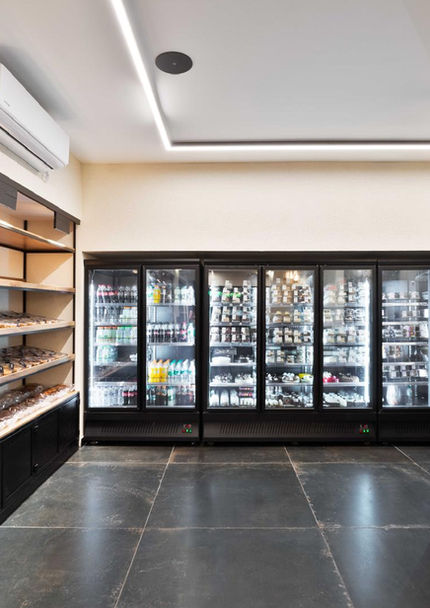 Bakery planning and interior design