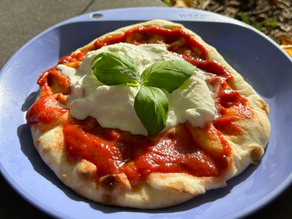 Rask, enkel og digg Pizza Burrata på primus