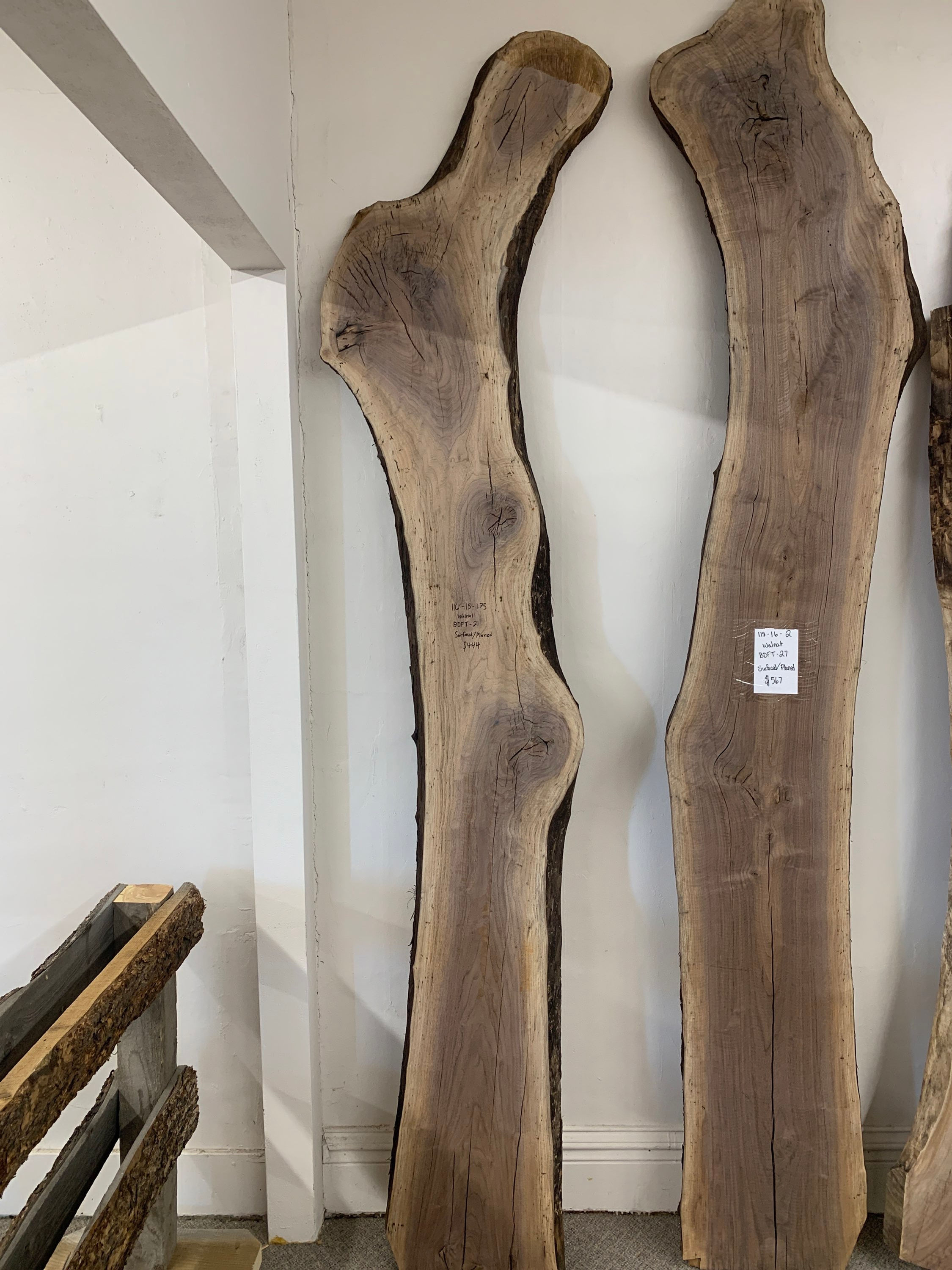 Walnut #W904 (116”*15”*1.75”)