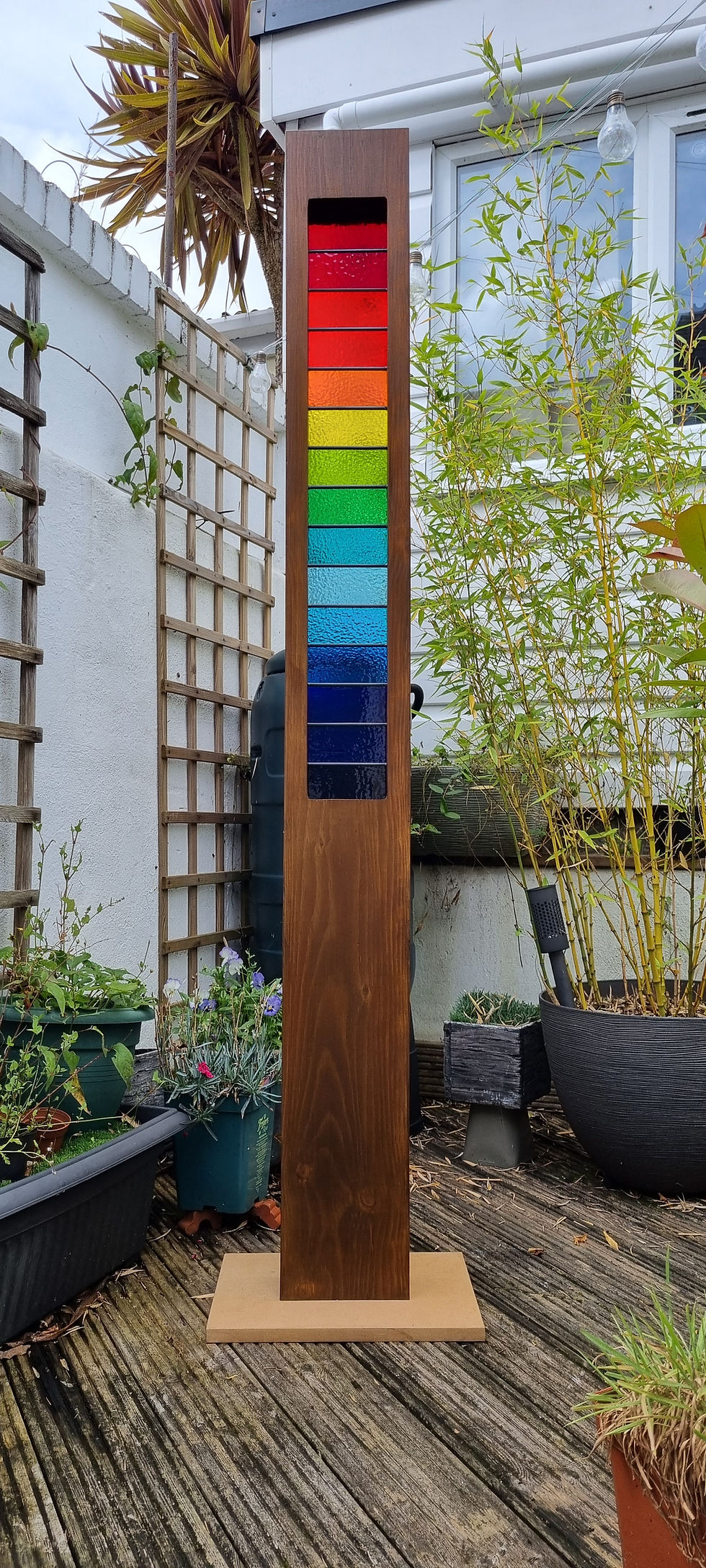 Thumbnail: Lineal Rainbow