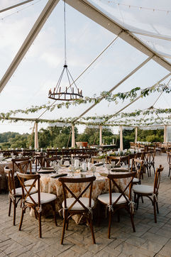 Tranquil outdoor oasis perfect for Northern Virginia weddings