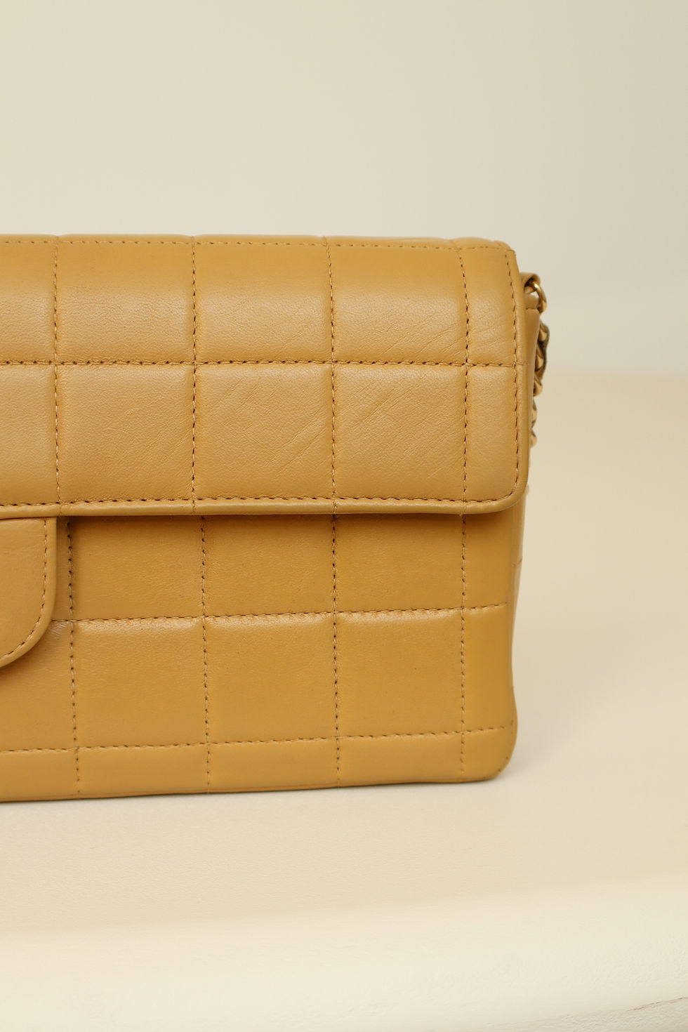 Thumbnail: Chanel Chocolate Bar