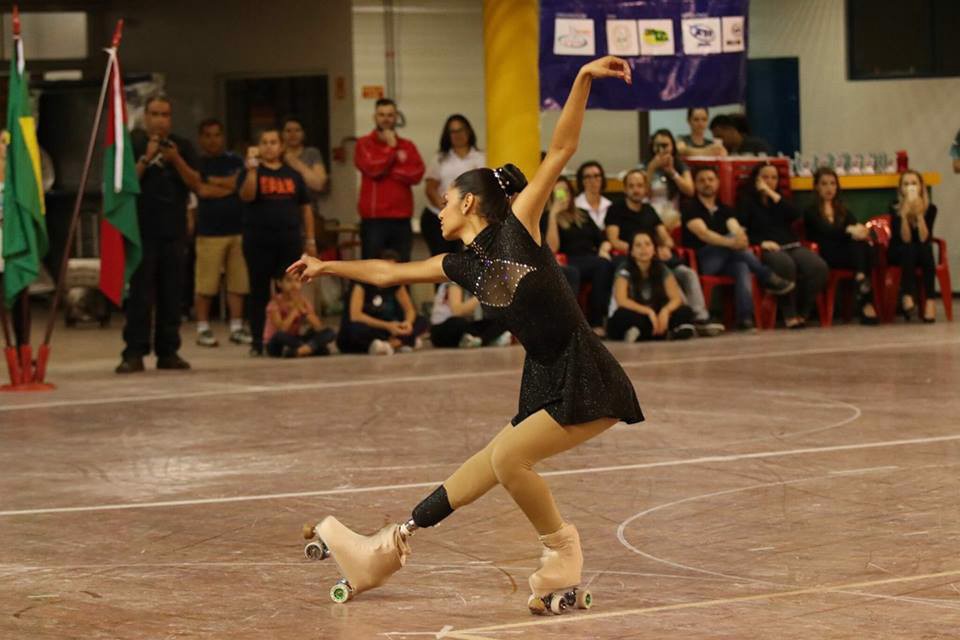 Fernanda: The Amputee Skater