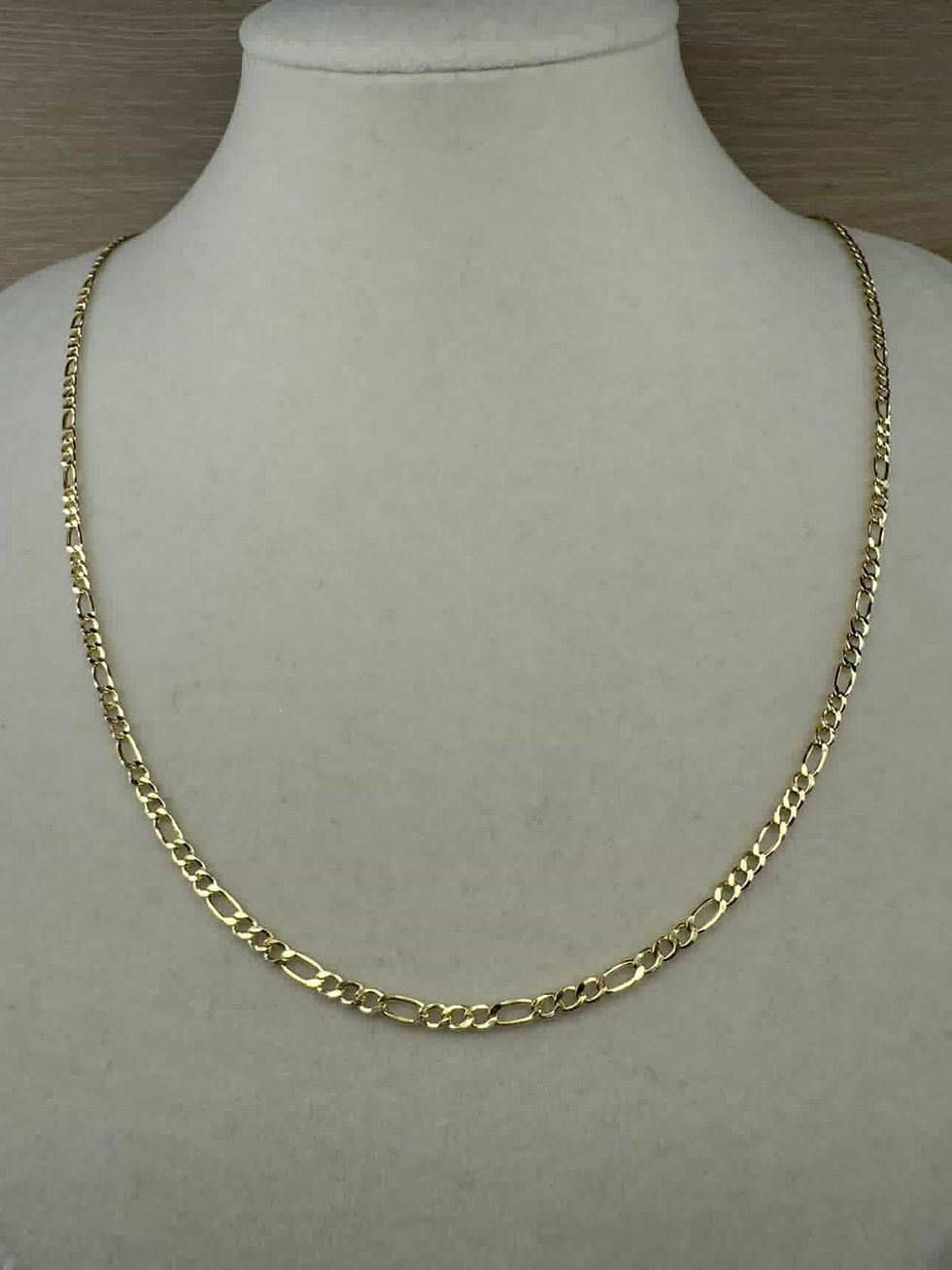 14K Gold 2mm 20 Inch Figaro Chain