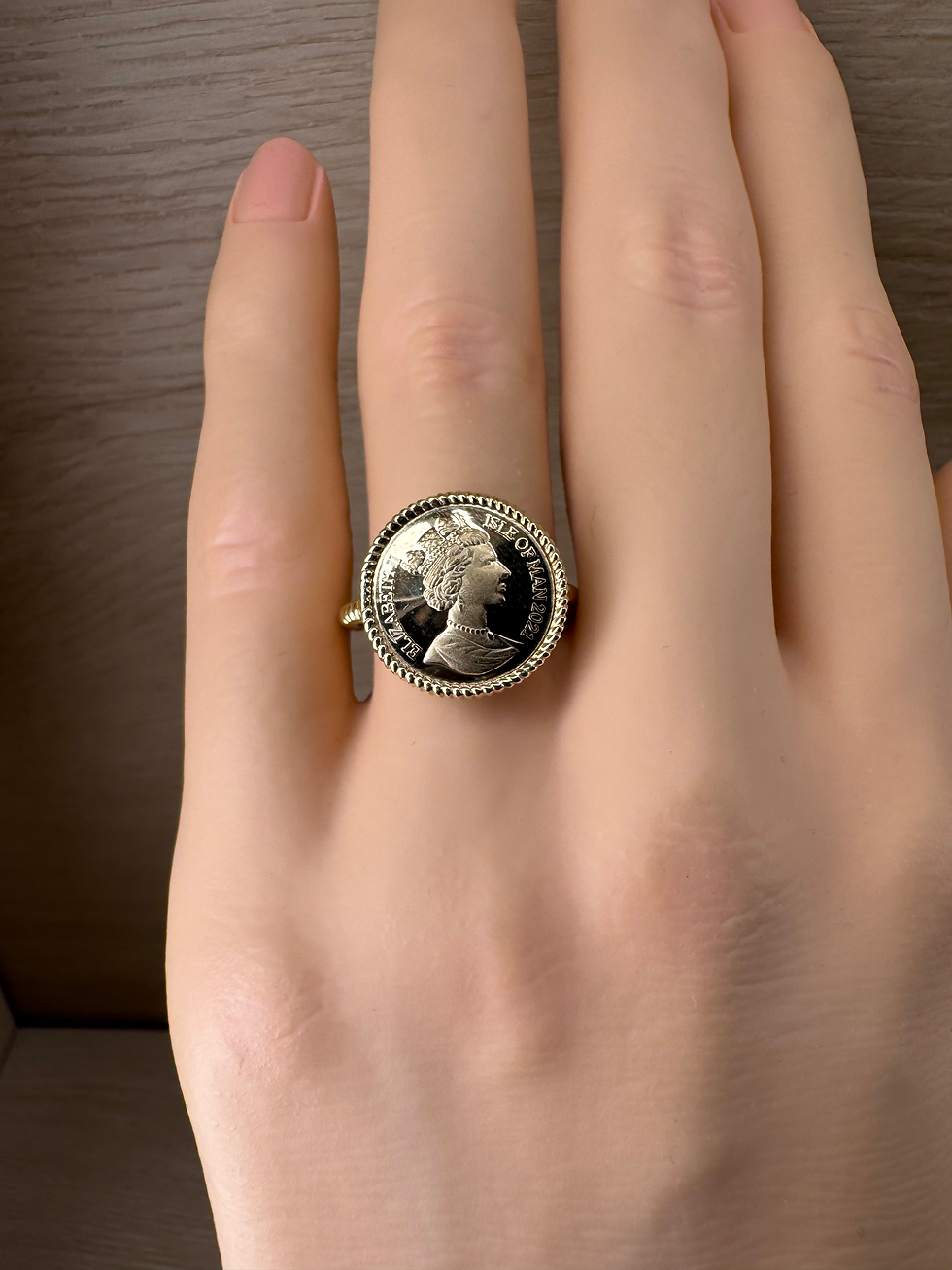 Thumbnail: 14K Gold Queen Elizabeth Ring