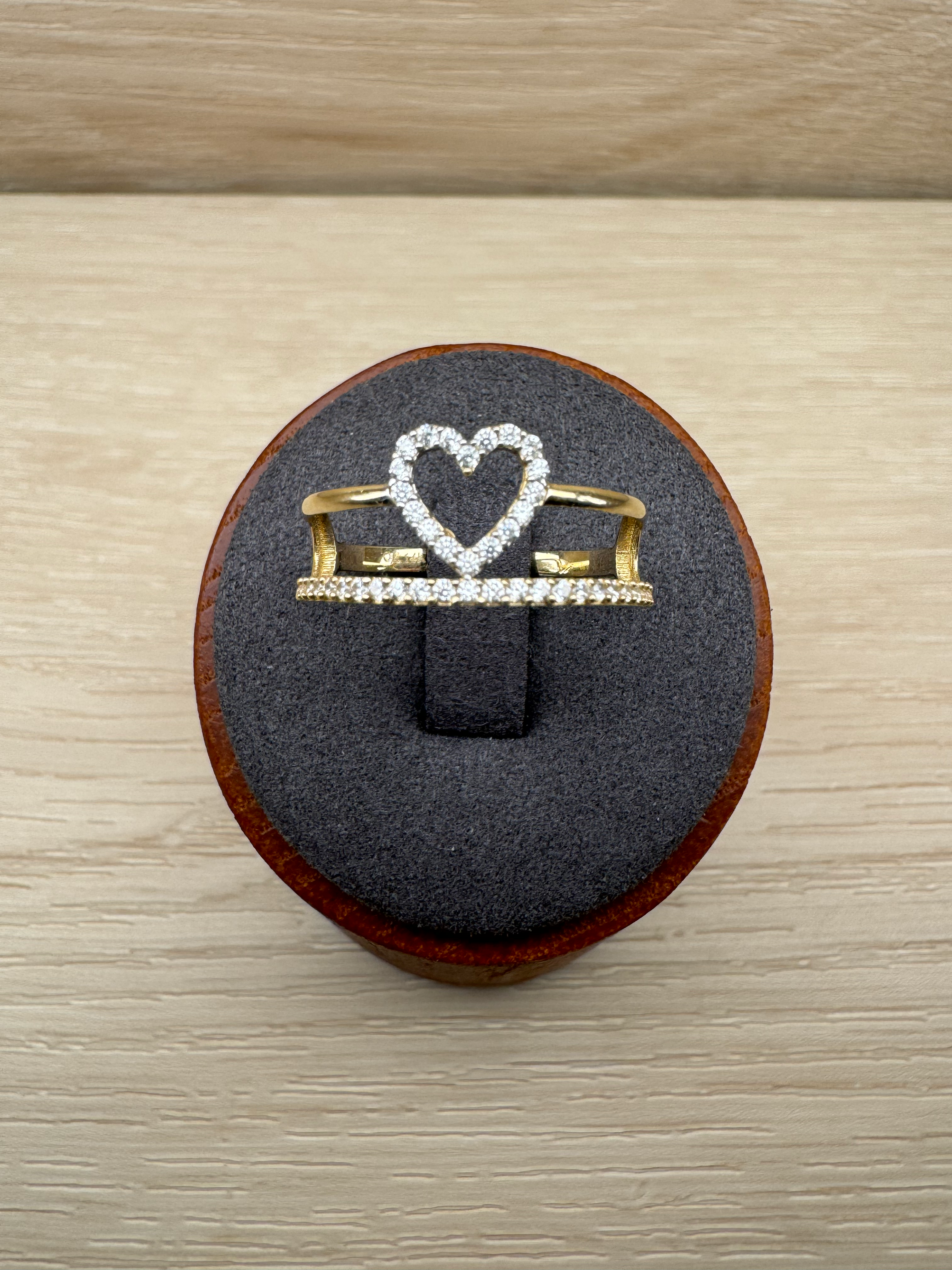 14k Stone Heart Bands Ring