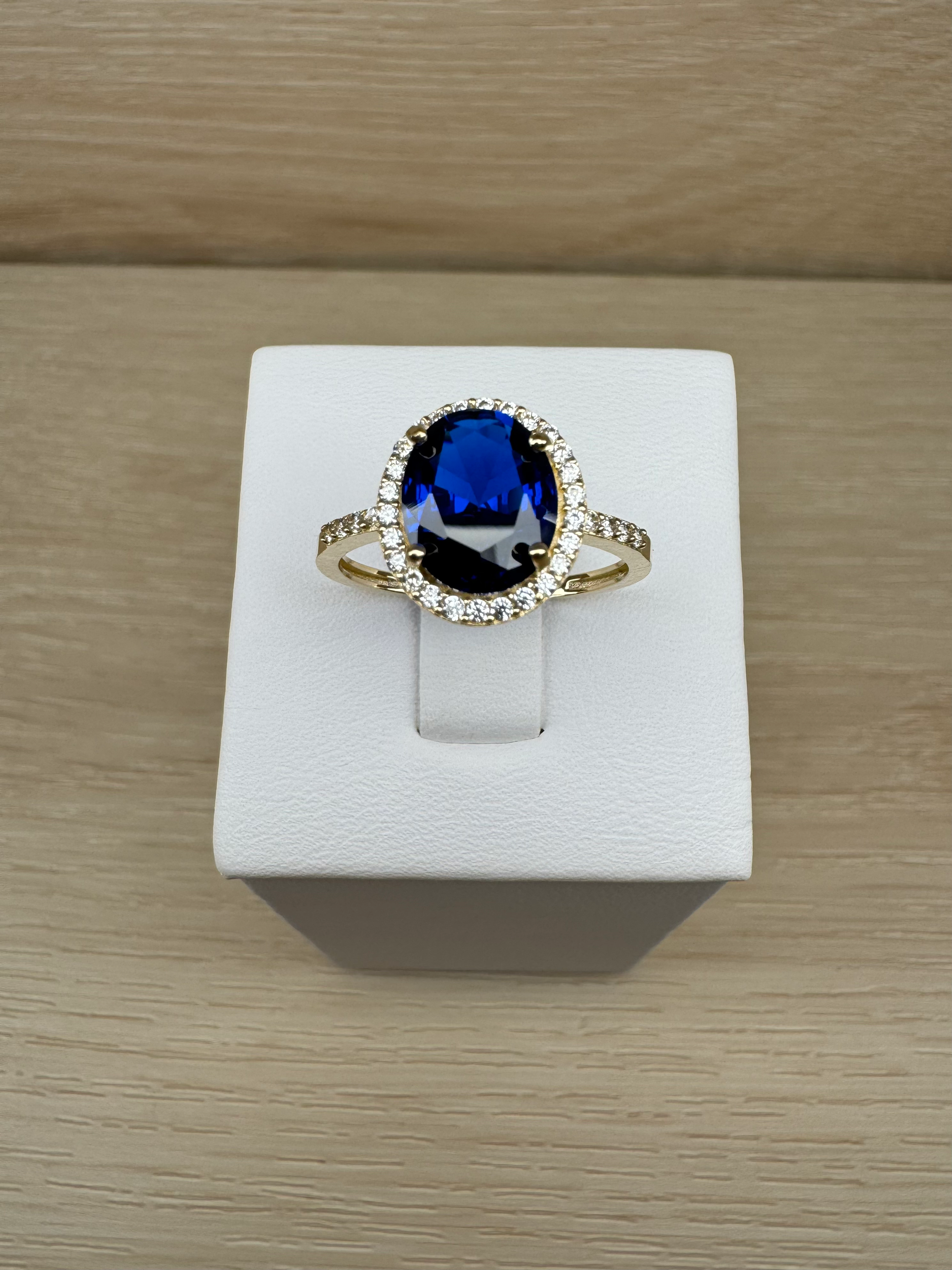 14K Gold Blue Oval Ring