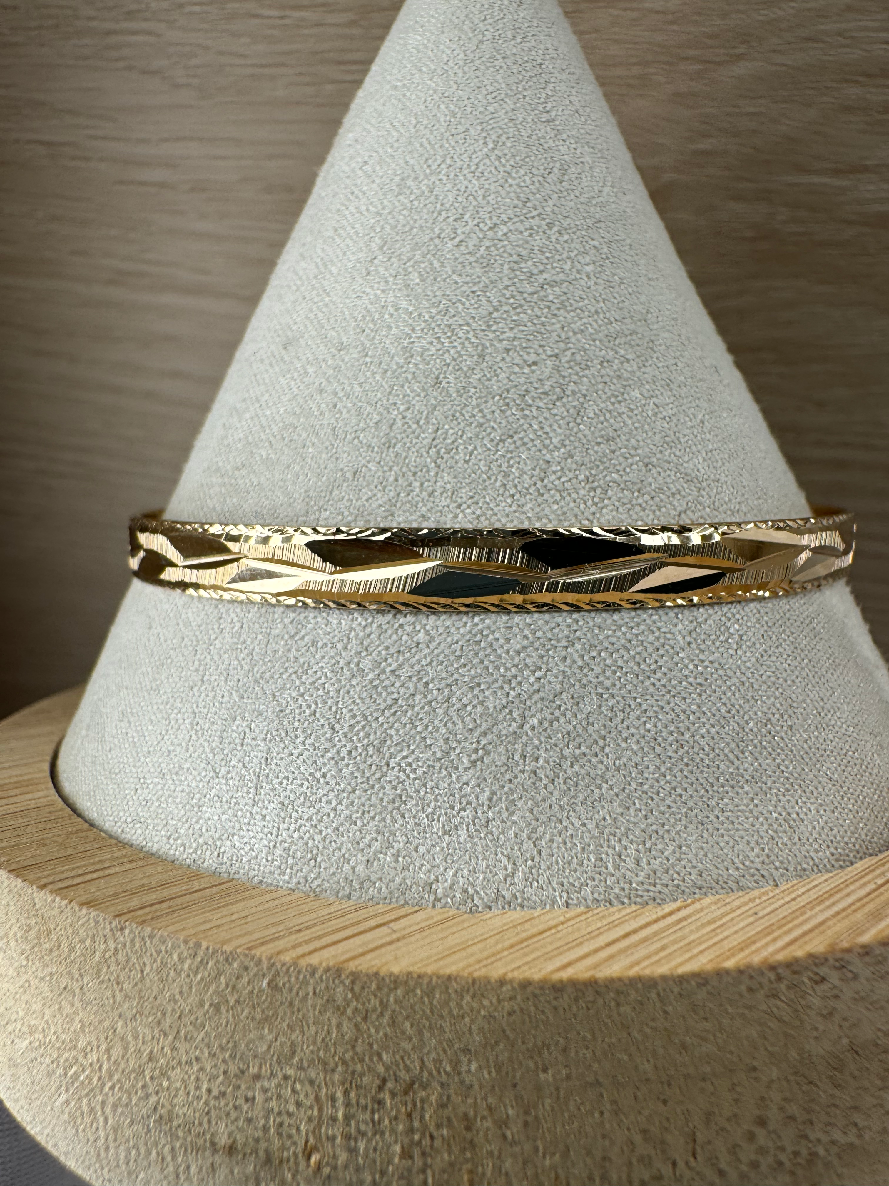 14k 8 inch Adult Size Bangle