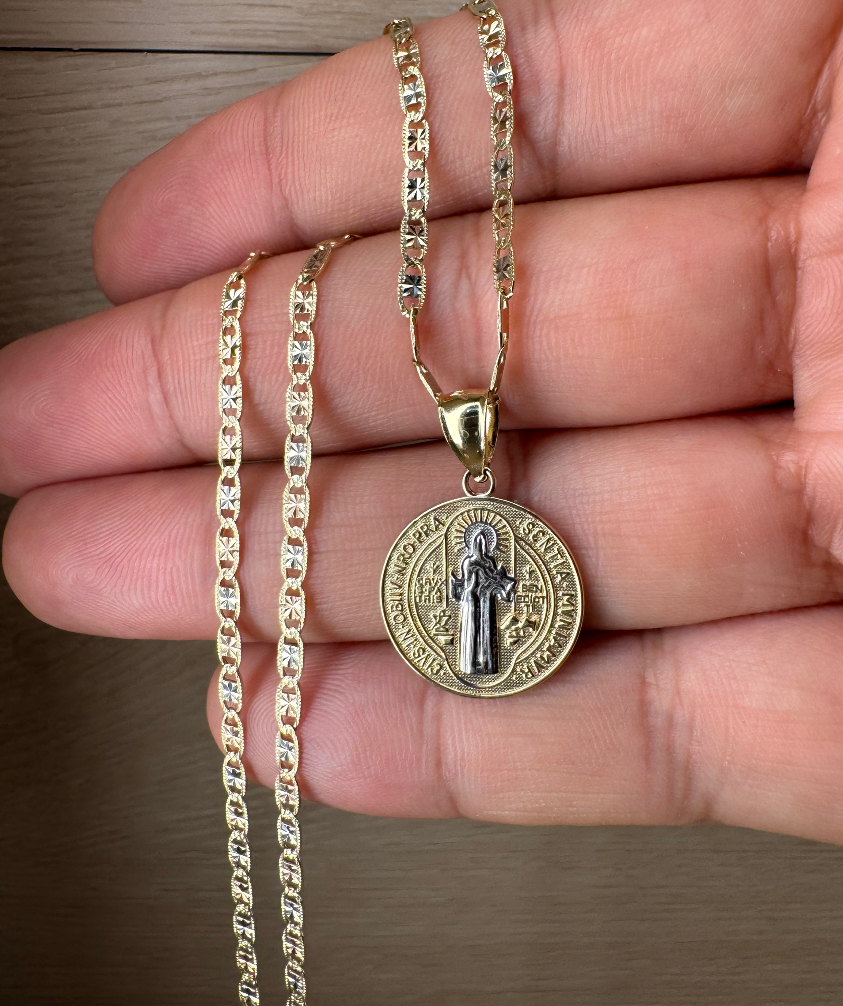14K Gold Medium San Benito Pendant