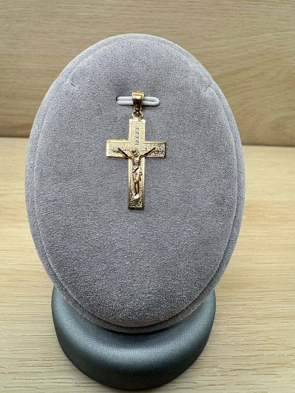 Thumbnail: 14k Small Cross Pendant