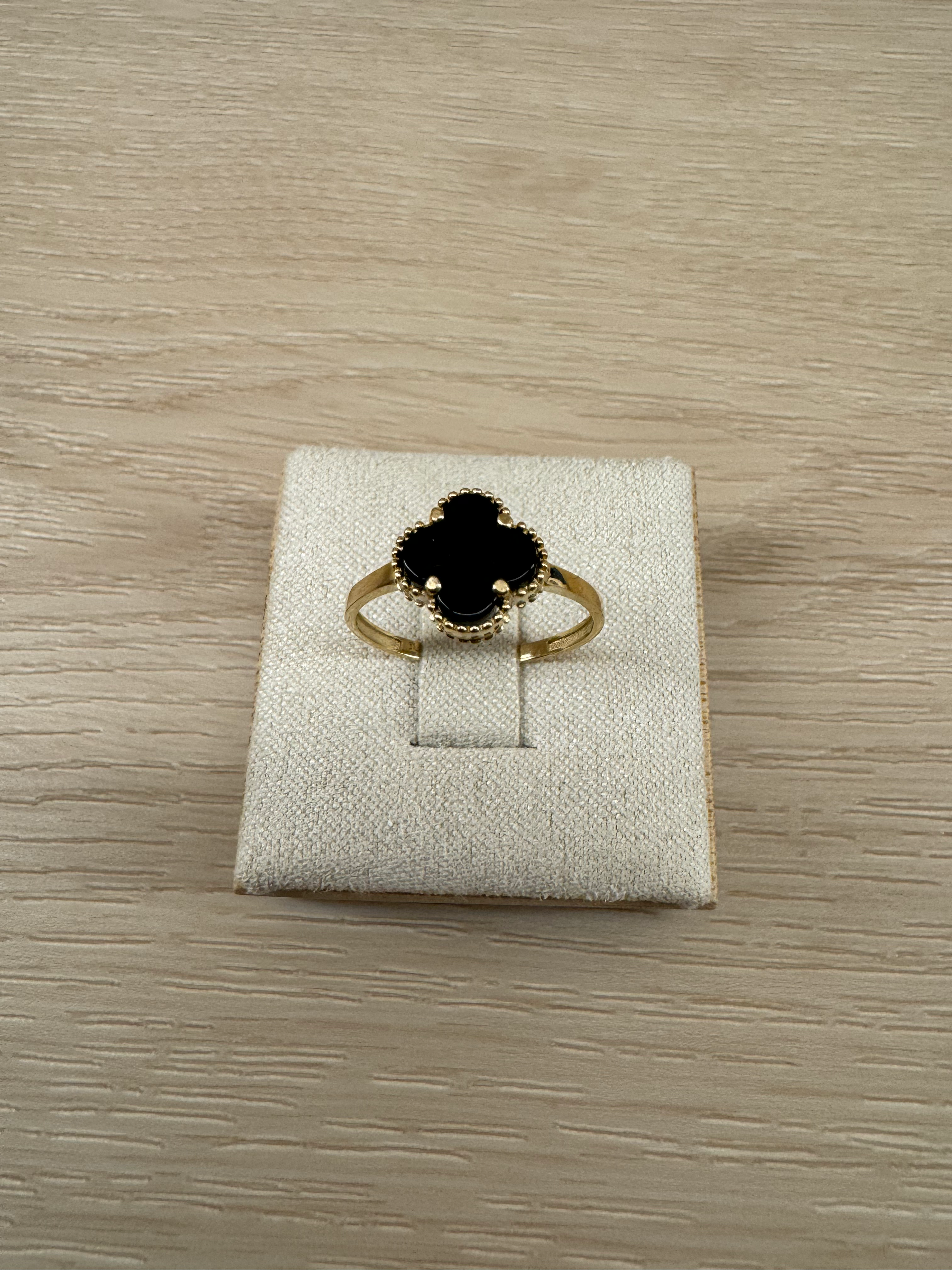 14k Medium Black Flower Ring
