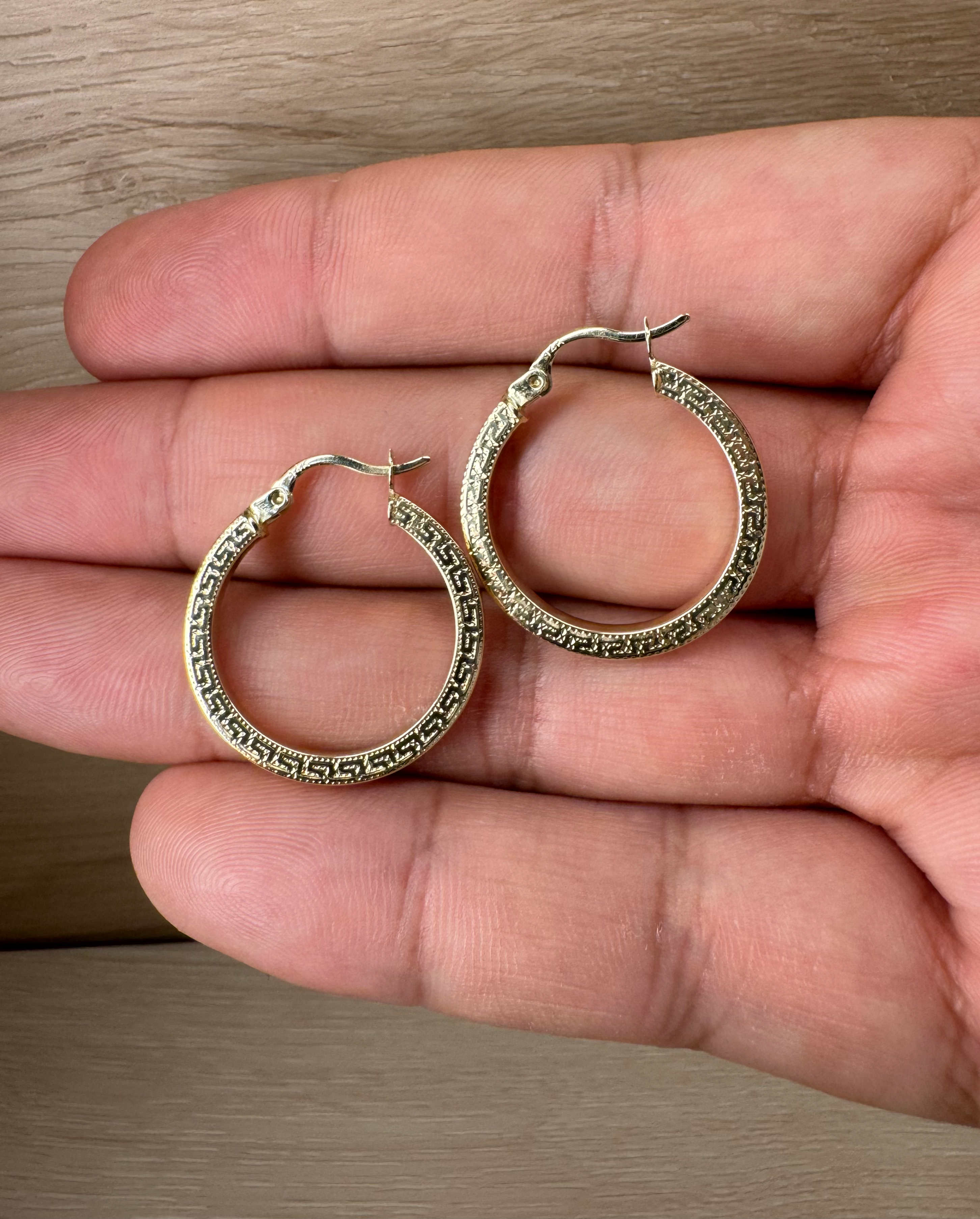 14K Gold Medium Aztec Pattern Hoop Earrings