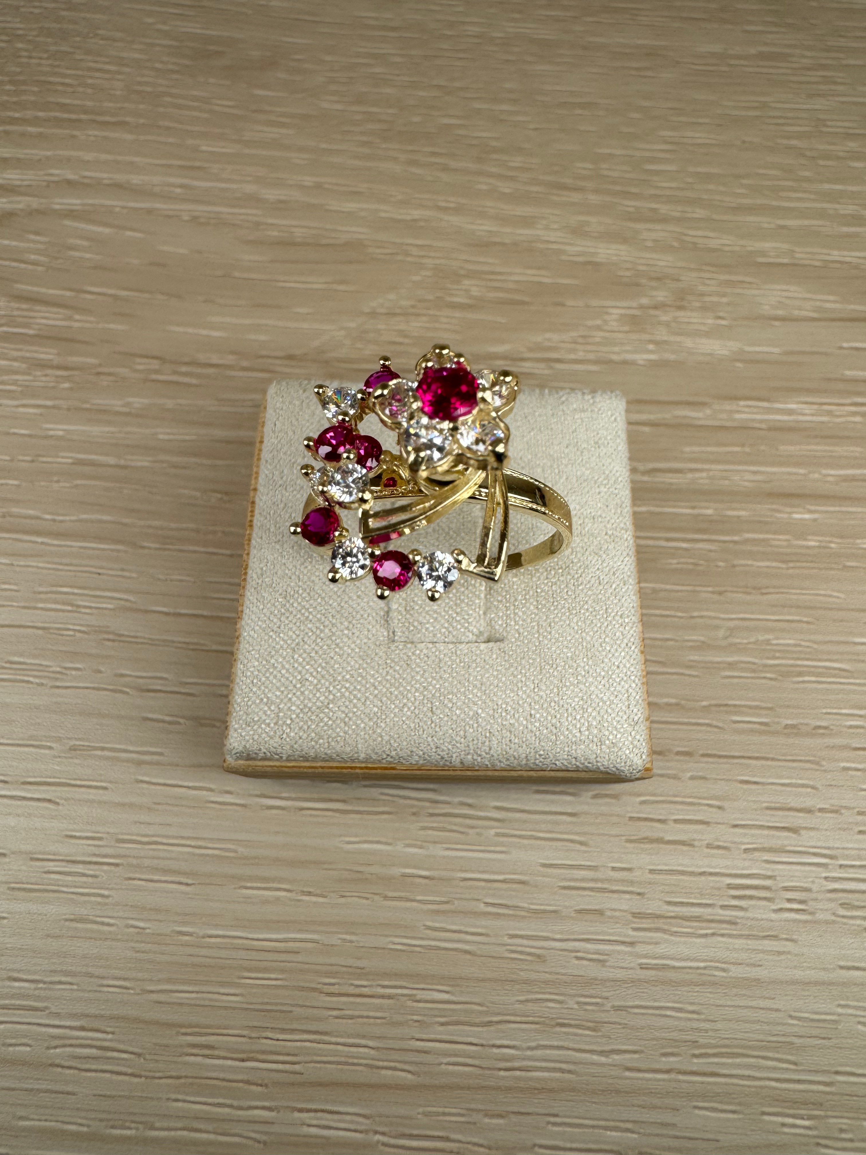 14K Gold Flower Heart Spinning Ring