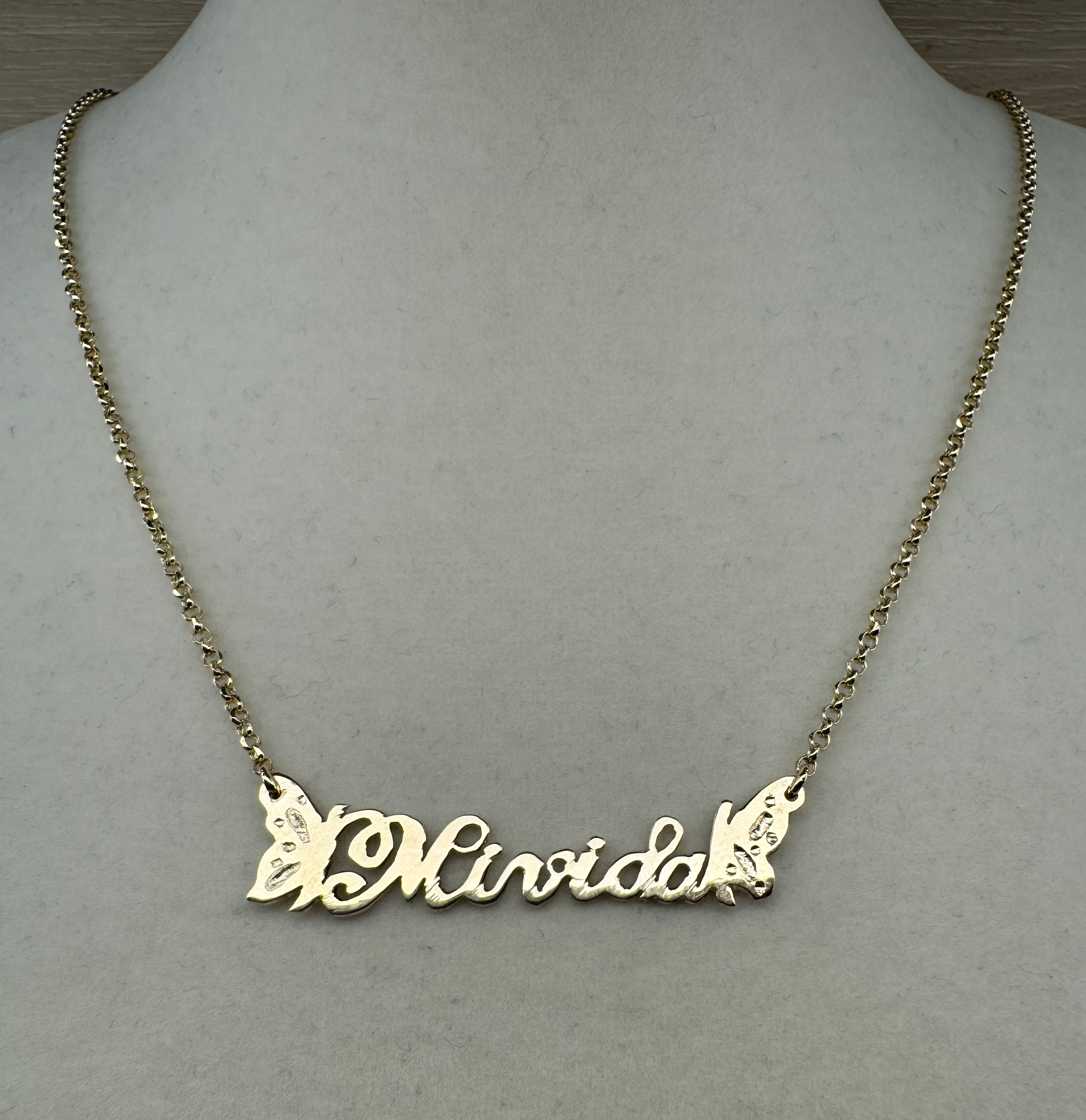 14K Gold Custom Name and Necklace