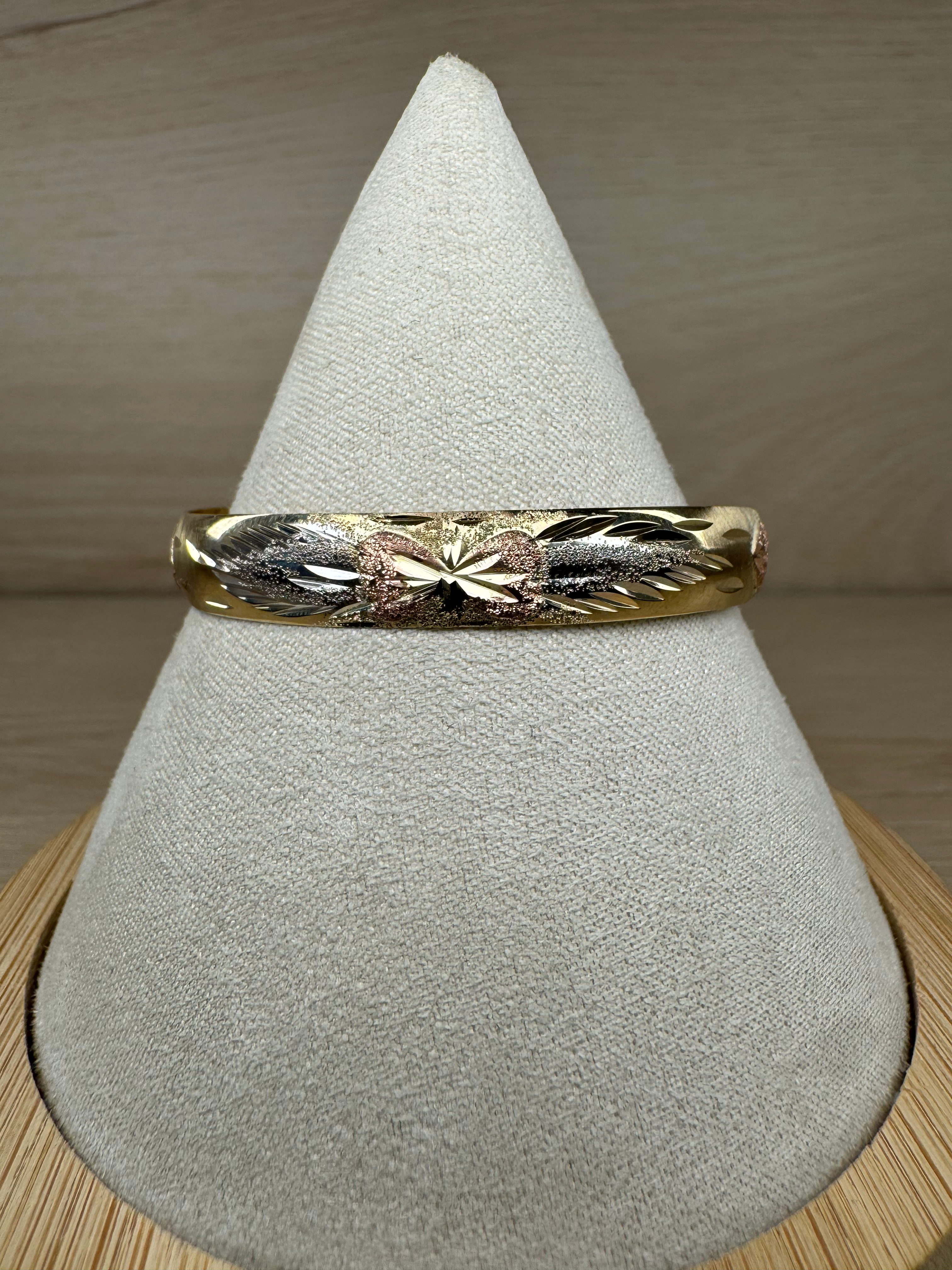 14k 7mm Children Size Bangle