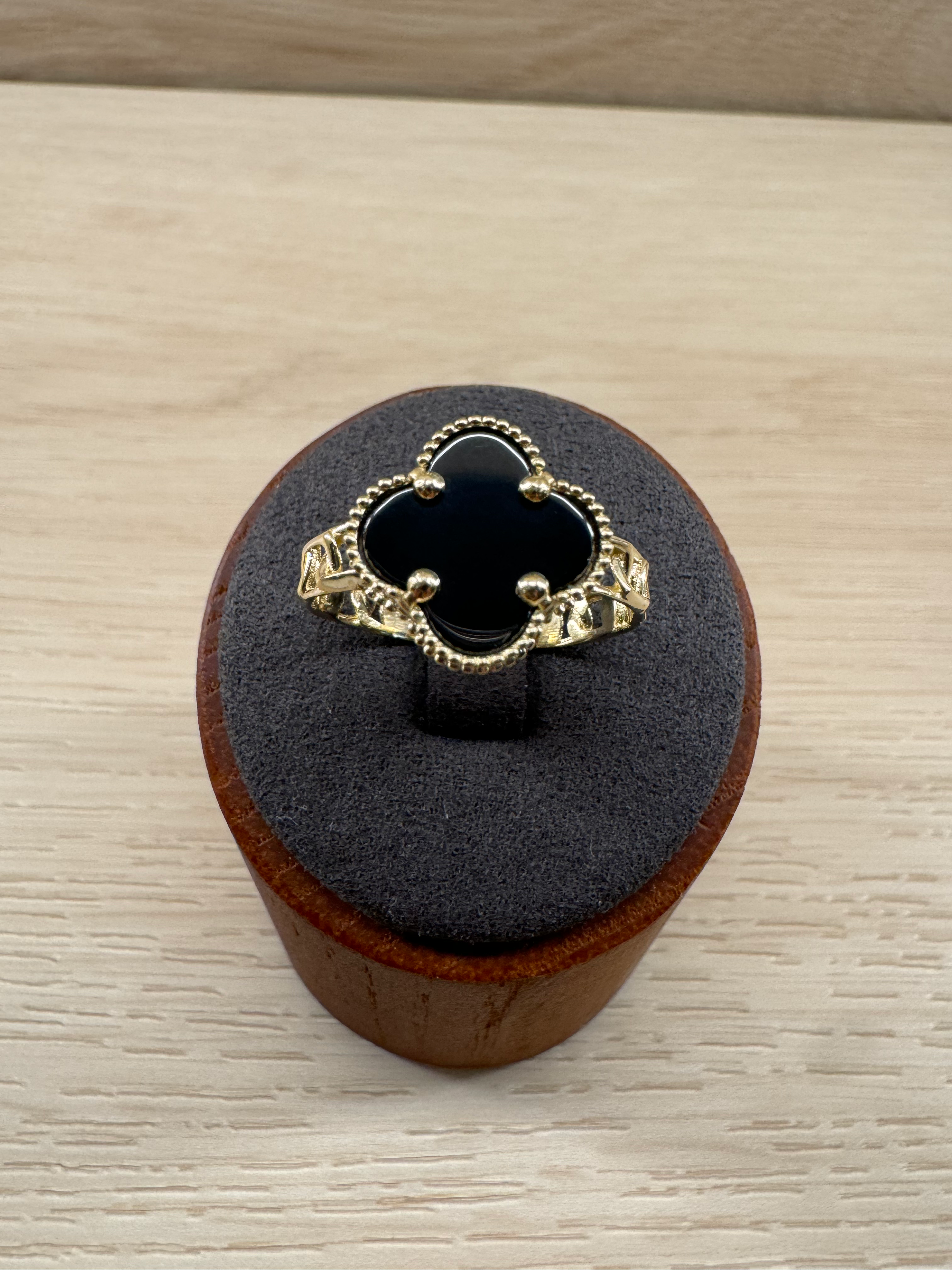 14k Fancy Link Black Flower Ring