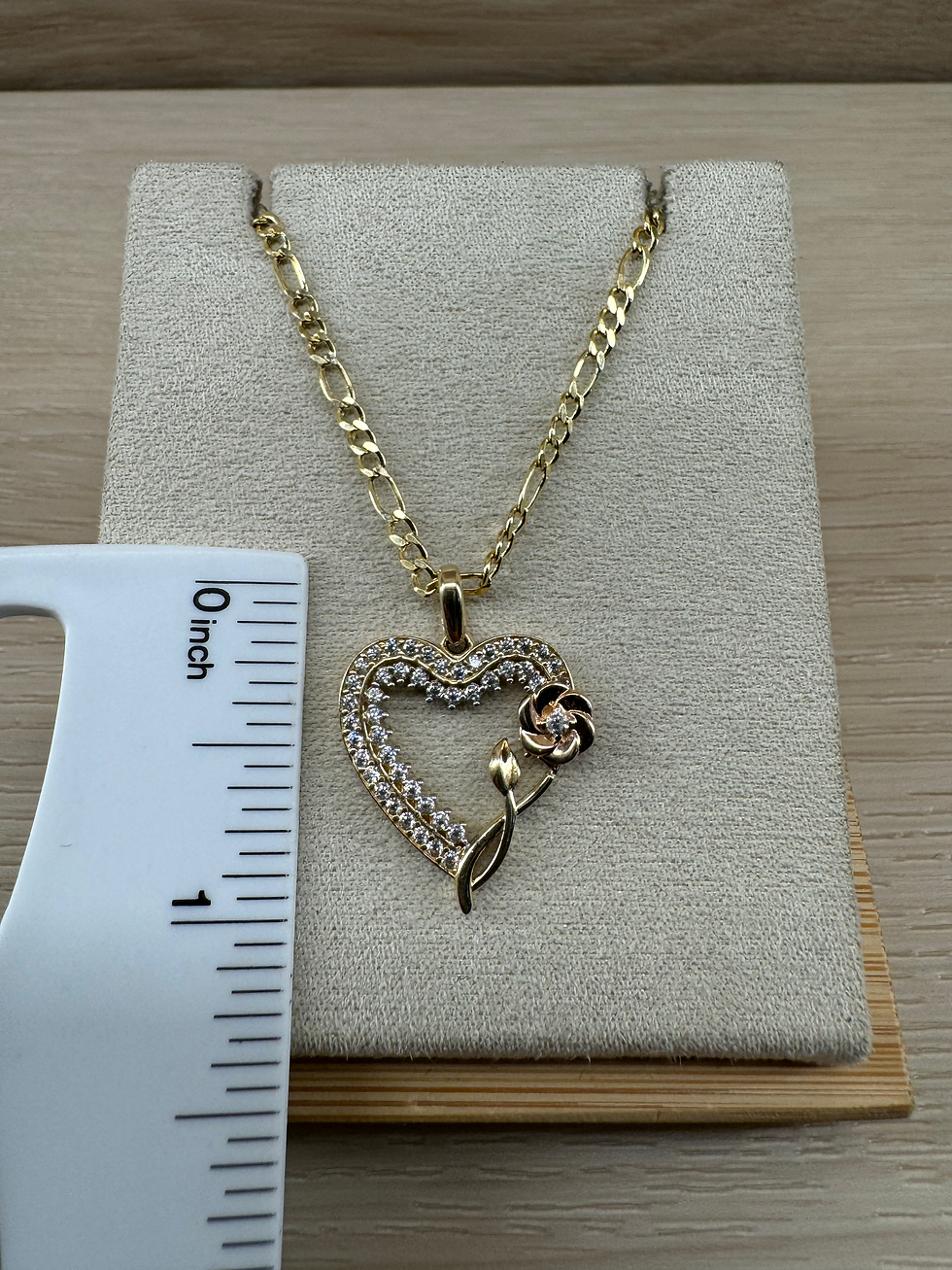 Thumbnail: 14K Gold Medium Rose Heart Pendant