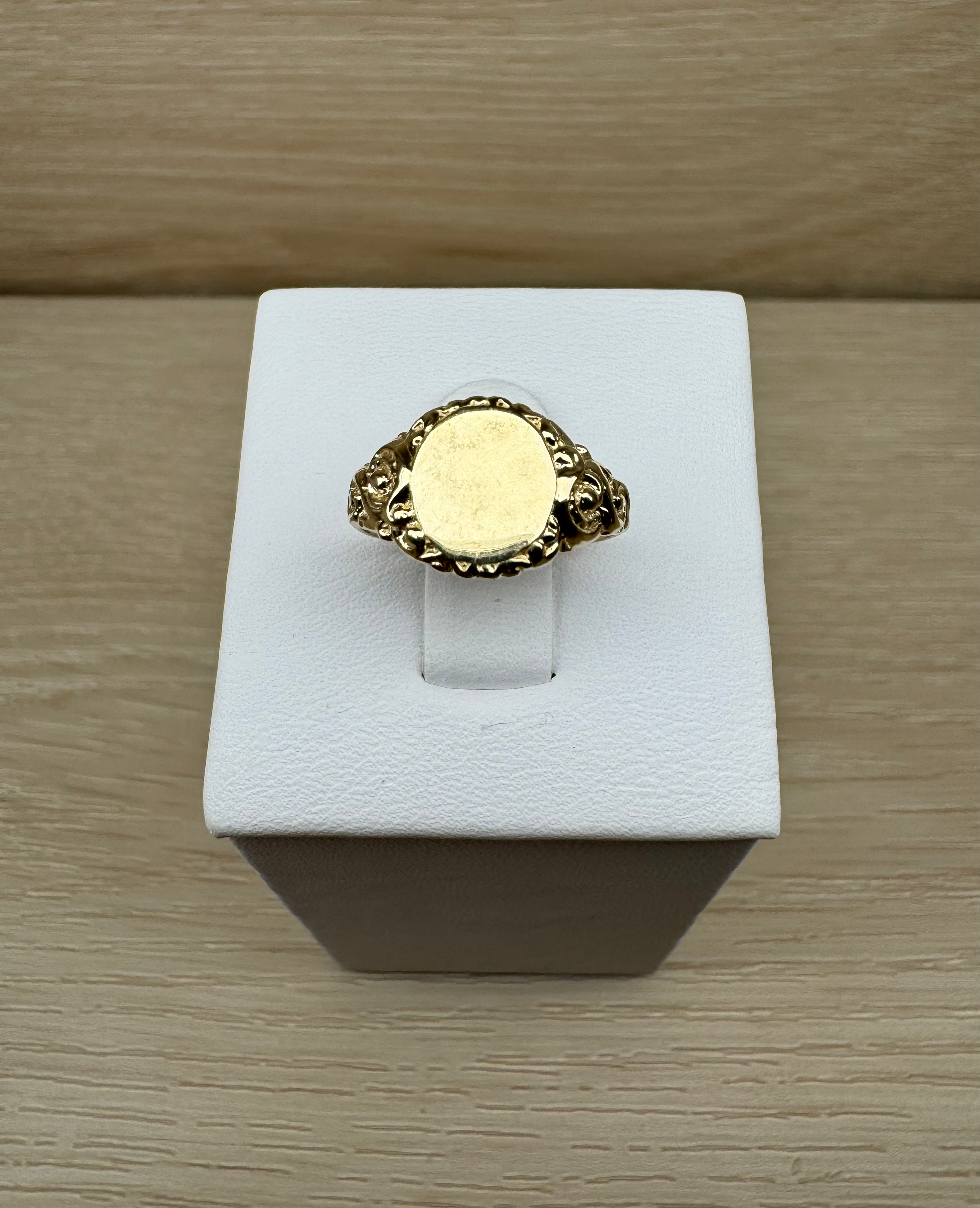 14K Gold Circle Ring