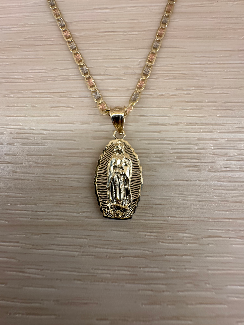 Thumbnail: 14K Gold Small Virgencita Chainset