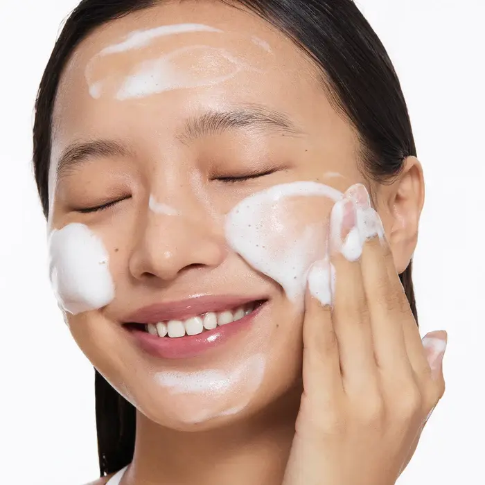 Miniatura: Dive In Low Molecular Hyaluronic Acid Cleansing Foam - TORRIDEN -  CP241