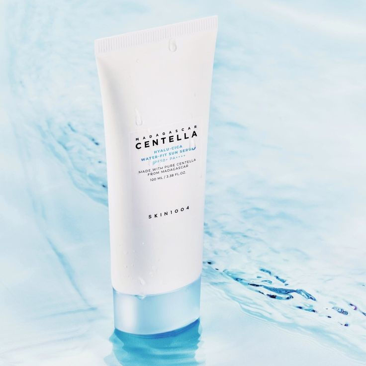 Miniatura: Madagascar Centella Hyalu-Cica Water-Fit Sun Serum 100 ml Skin1004 - CP219