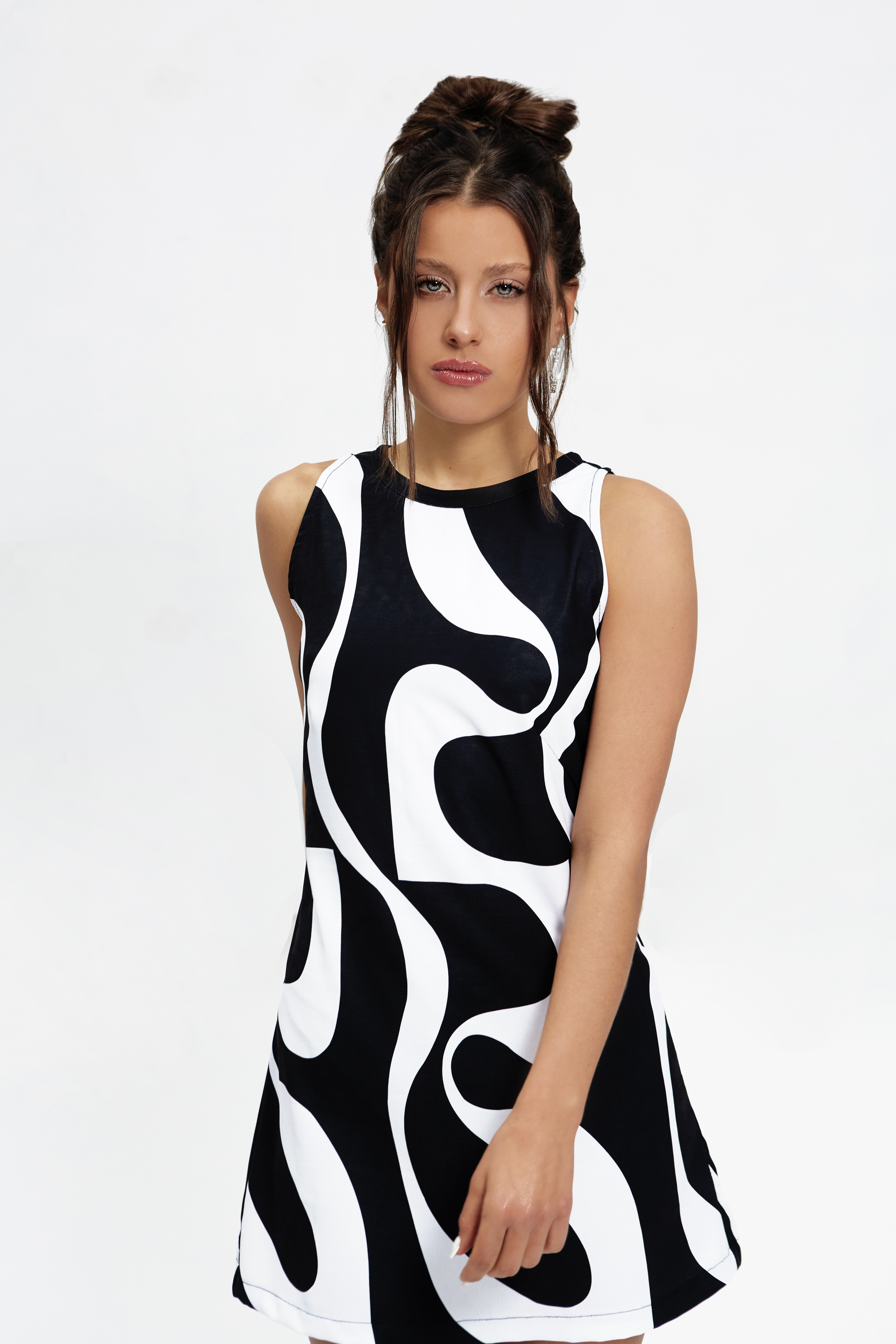 Vestido Aria Blanco y Negro