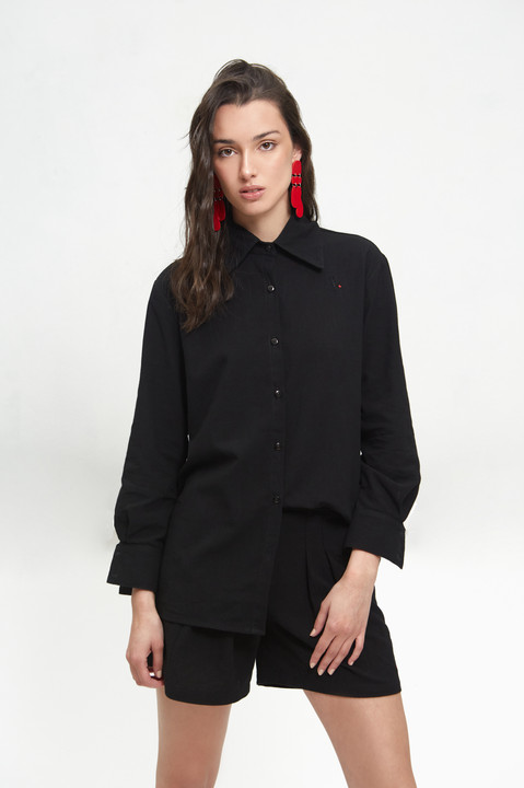 Duna Short - Editorial campaign image for Vailara, a contemporary womenswear brand from Uruguay