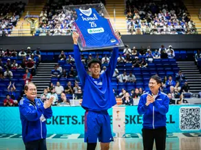 'Karangalan ang makasama ka': Fajardo, fans laud Aguilar after Gilas retirement