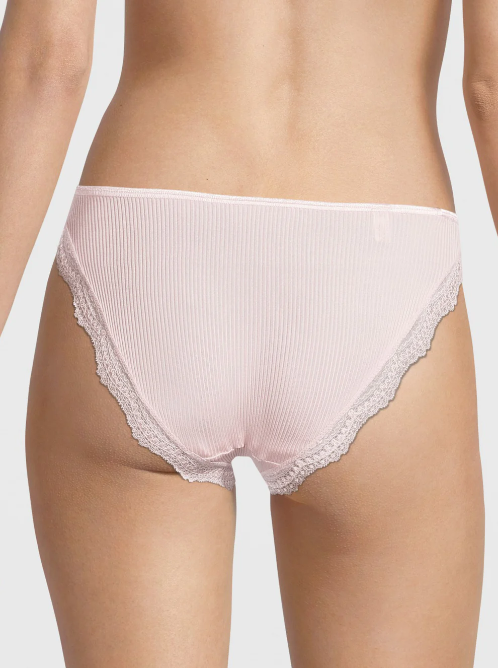 Dentelle de Calais $77