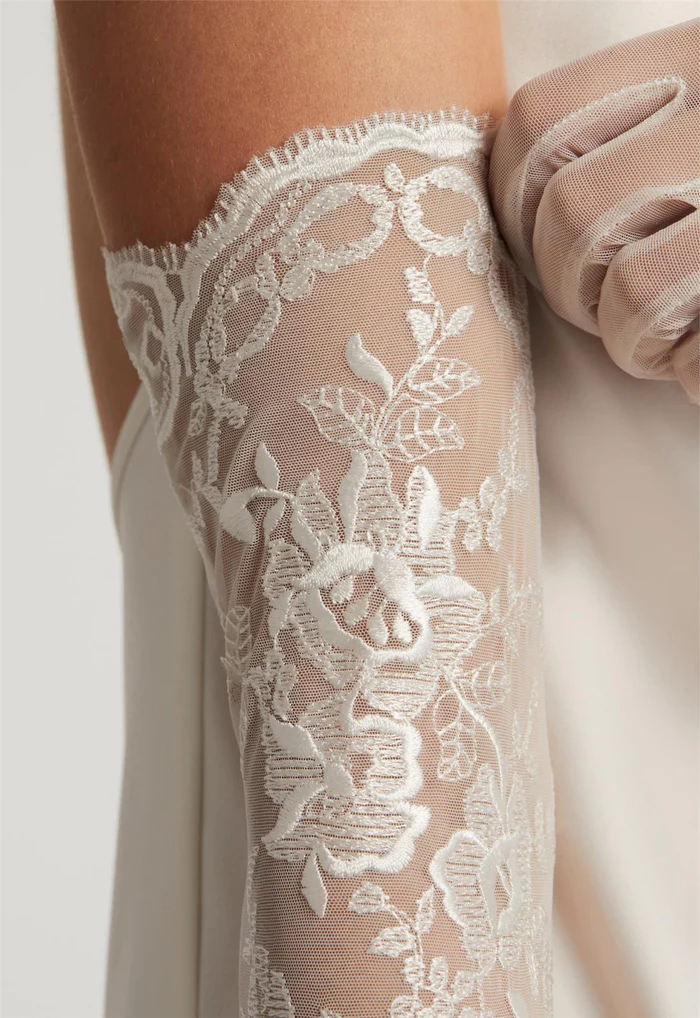 Darling Gloves $60