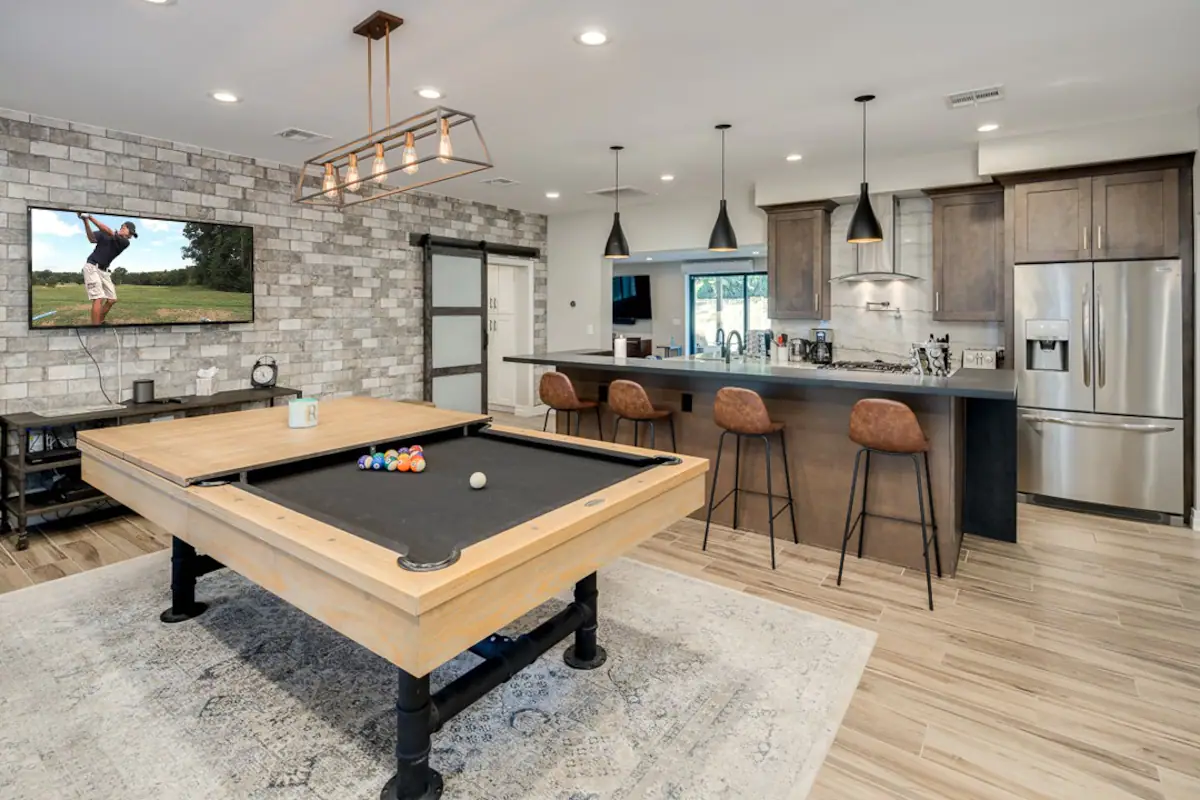 Scottsdale Pool Table