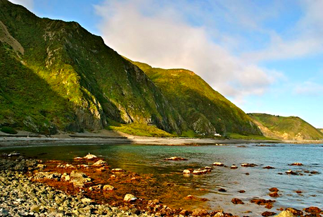 Red Rocks (Pari-whero)