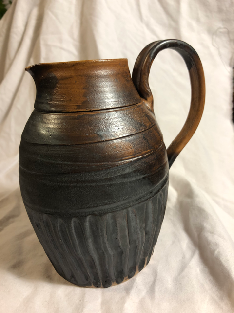 Lee Beaton Studio Ceramics, functional, sculpture, organic forms and intricate textures, often inspired by the natural world