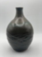 Lee Beaton Studio Pottery, functional, sculpture, organic forms and intricate textures, often inspired by the natural world