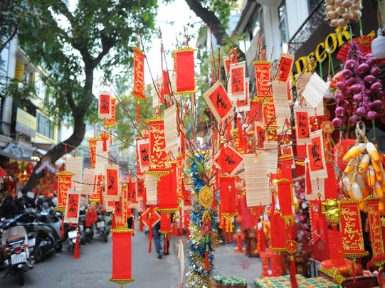 【2026】ハノイのテト（旧正月）を満喫！観光・過ごし方・お土産完全ガイド