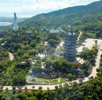 【2026】峴港五行山（大理石山）完全攻略！交通、門票、穿著、必訪景點一篇搞定