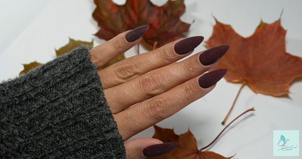fall nails- burgundy