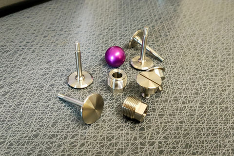 CNC turned metal part