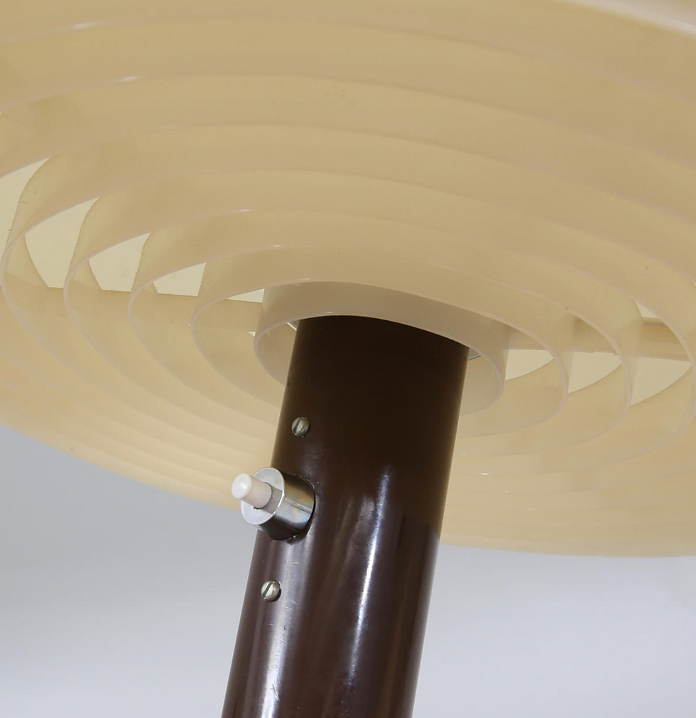 Miniature : Lampadaire Knubbling de Anders Pehrson